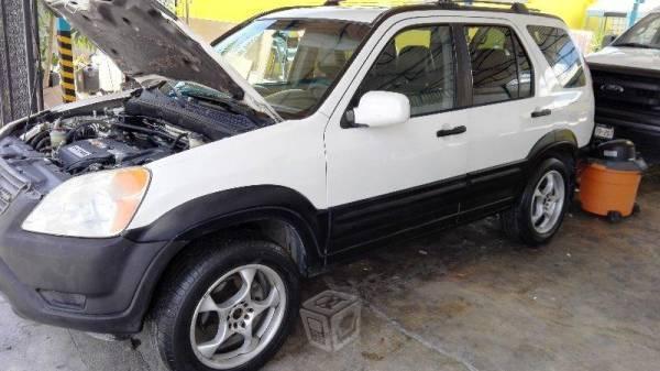 Honda crv muy buenas condiciones 4 cil -03