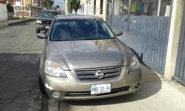 Altima 2.5 lt Lujo -02
