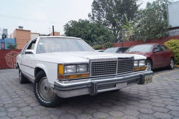 Ford Ltd crown victoria, todo pagado -80