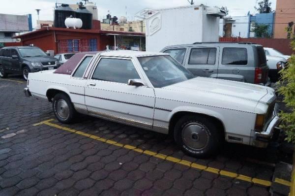 Ford Ltd crown victoria, todo pagado -80