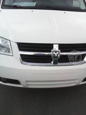 Dodge caravan sxt -08