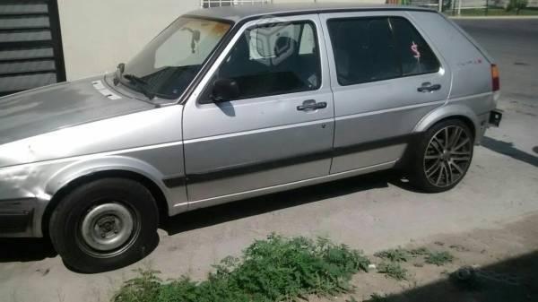 Golf 4 puertas -91