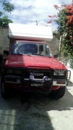 nissan 4x4 estandar todo pagado -84