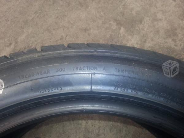 225/45 R17 94W Maxtrek M1