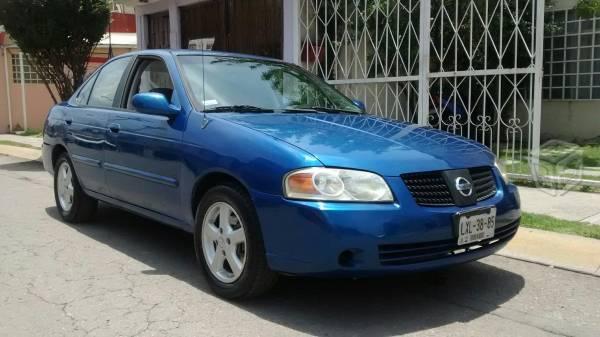 Nissan Sentra XE automático con clima -04