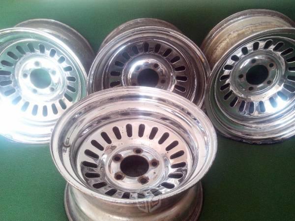 Rines R15 cromoCombi Eurovan Ford Valiant 5/112