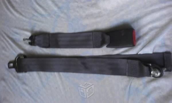 Cinturones centrales para nissan