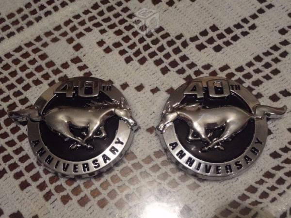 Logos Mustang 40 Aniversario