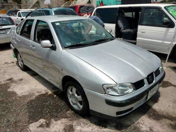 Seat cordoba -01