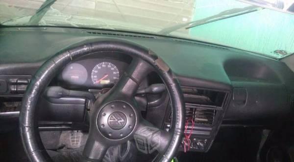 Volkswagen Modelo: Pointer -04