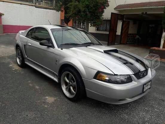 Mustang ford -00