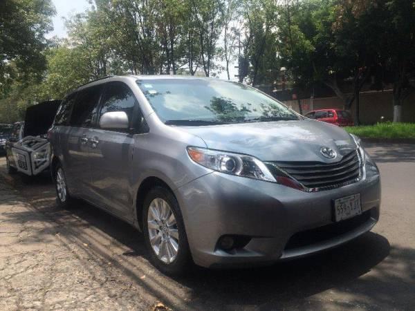 Toyota Sienna Xle Piel Unica Dueña Factura Origina -12