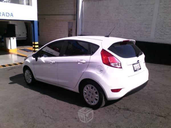 Fiesta S Hatch Back garantia de planta facturado -15