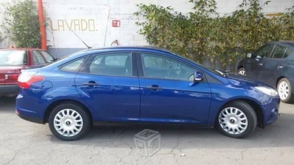 Ford focus ambiente aut a/a e/e azul -14