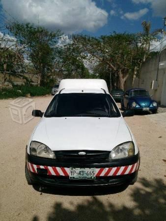 Ford courier -02