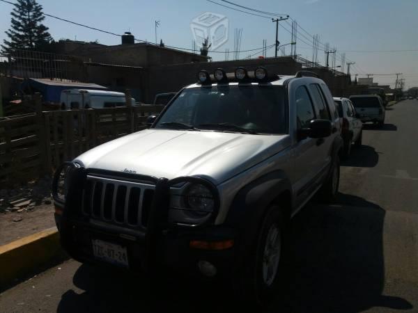 Jeep liberty Sport -03