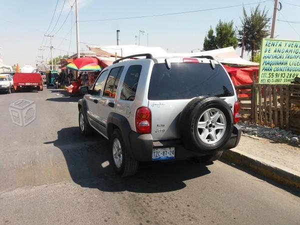 Jeep liberty Sport -03