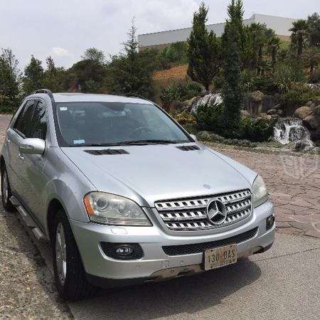 Mercedes ML500 Plata/Negro -06