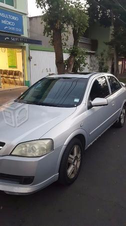 Astra GSI 2.4 16 V año -04