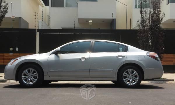 Nissan Altima 4 cil 2.5 SEL -10