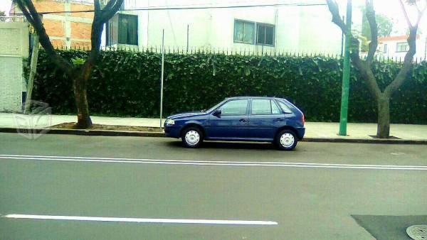 VW Pointer en buen estado -01