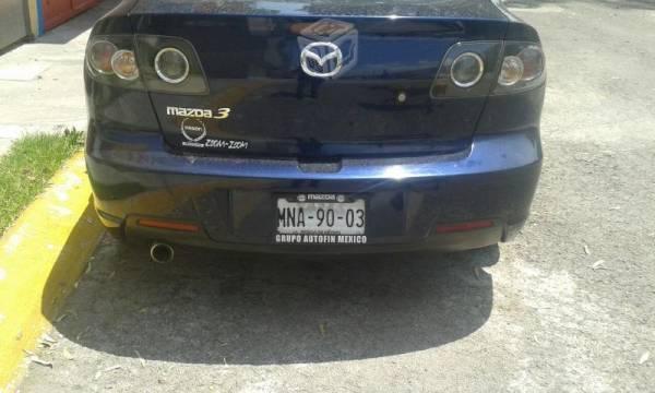 Mazda3 azul rey -09