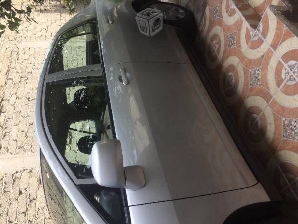 En venta Nissan Tiida -12