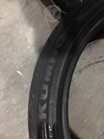 Llanta 205/45/17 kumho ectsa