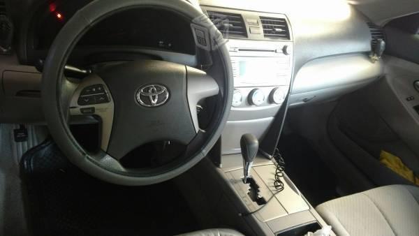 Toyota Camry -09