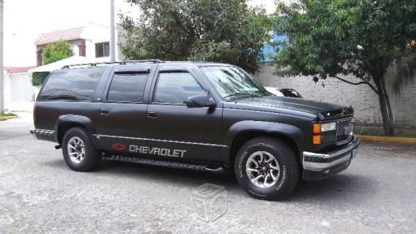 Chevrolet suburban slt mexicana en tela -97