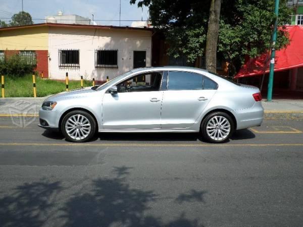 VW Jetta MK6 Sport 2.5L Automatico, Maximo Equipo -12