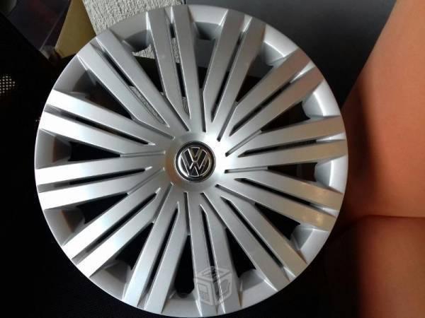 Rines y tapones R15 originales de Volkswagen Vento
