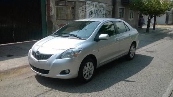 Toyota Yaris Premium Muy Poco Kilometraje -15