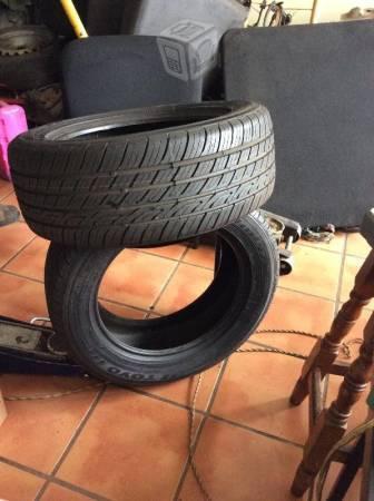 Par de llantas toyo 215/55/16 nuevas