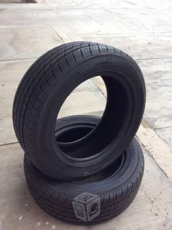 Par de llantas toyo 215/55/16 nuevas