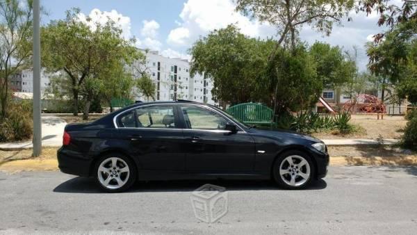 BMW 325i NAVY -12