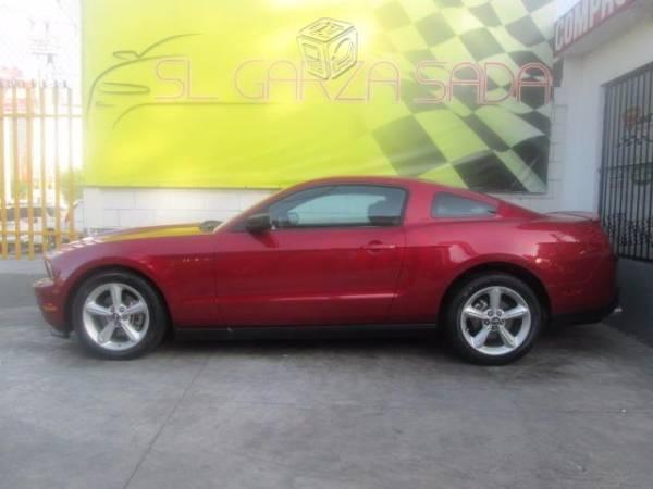 MUSTANG 6 cil