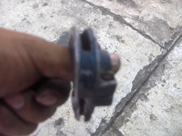 Abrazadera de acelerador carabela