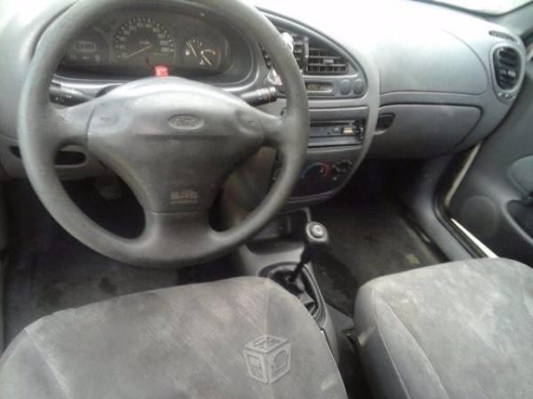 Ford Fiesta -99