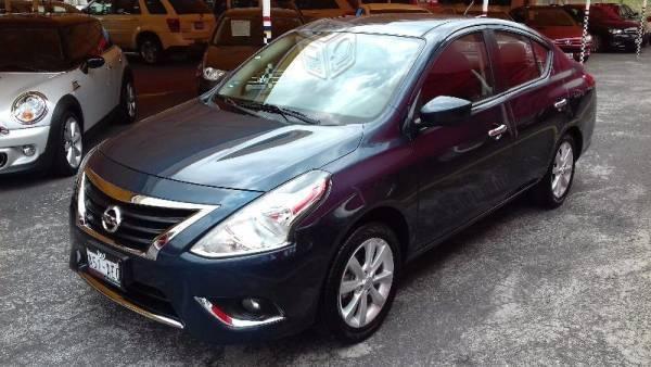 Nissan versa advance automatico -16