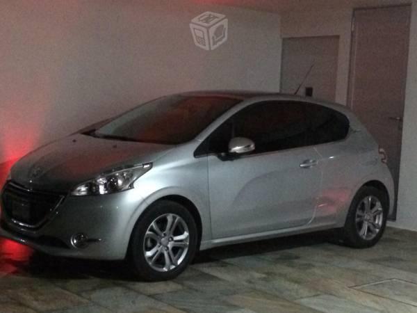 Peugeot 208 versión Feline