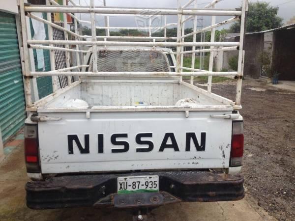 Vendo Nissan -99