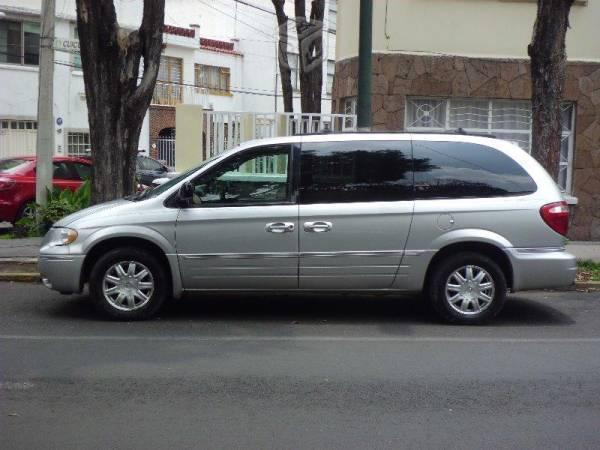 Town and country maximo equipo -05