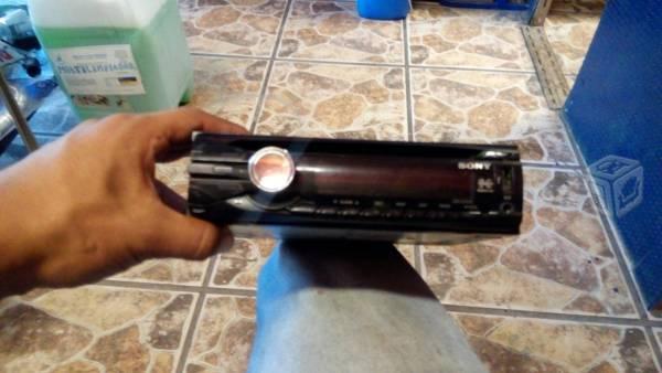 Auto Estereo Sony