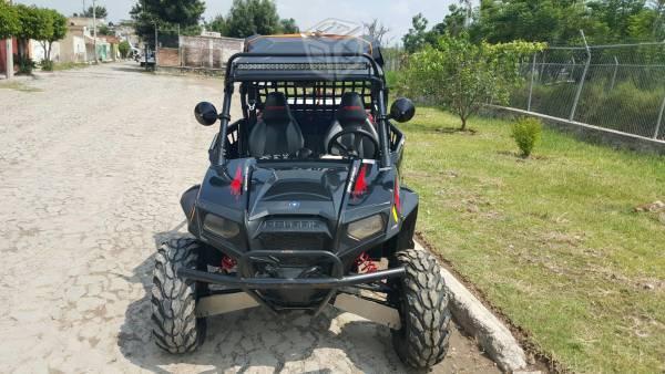 Rzr equipado -11