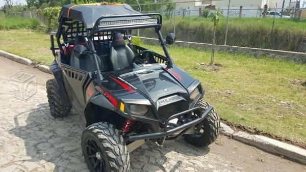 Rzr equipado -11