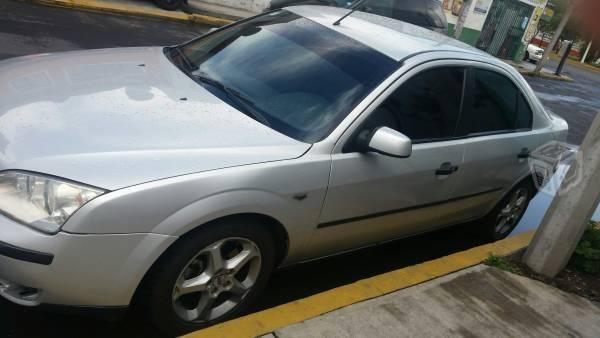 Carro de lujo de 4cil muy elegante aorrativo -07