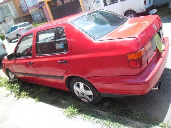 Vw jetta rojo -95