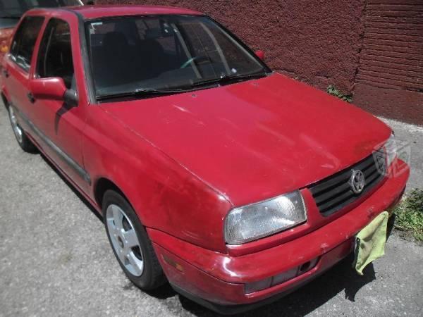 Vw jetta rojo -95