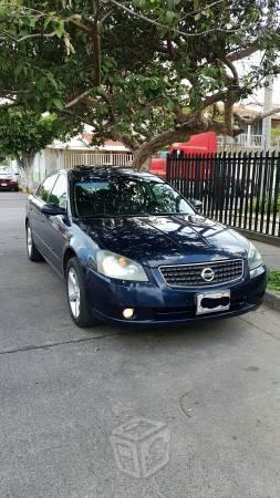 Nissan Altima -05